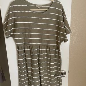 Olive Roolee Midi dress, brand Polagram